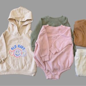 Old Navy Baby Girl Bundle | 5 Pieces | 3-6 Months | Like New